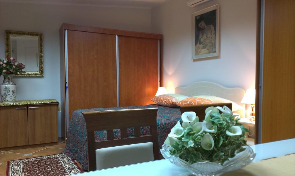 Apartment City Garden Kotor Bilik gambar