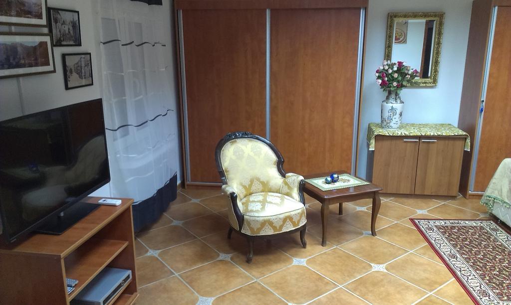 Apartment City Garden Kotor Bilik gambar